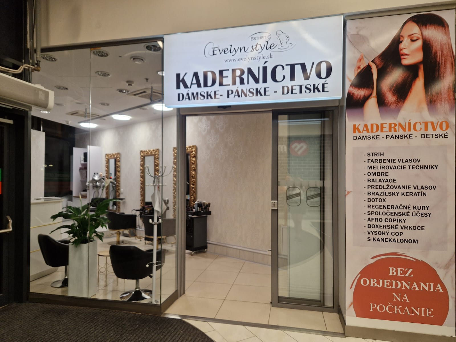 Aktuálny exteriér salónu Evelyn Style